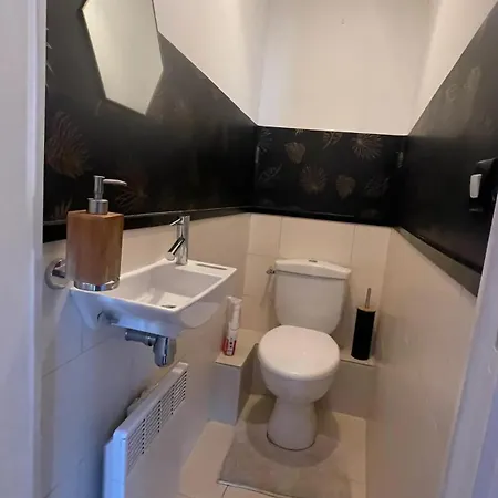Apartament Spacieux A 65 M² Avec Balcon Vue Sur La Caen