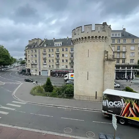 Spacieux A 65 M² Avec Balcon Vue Sur La *