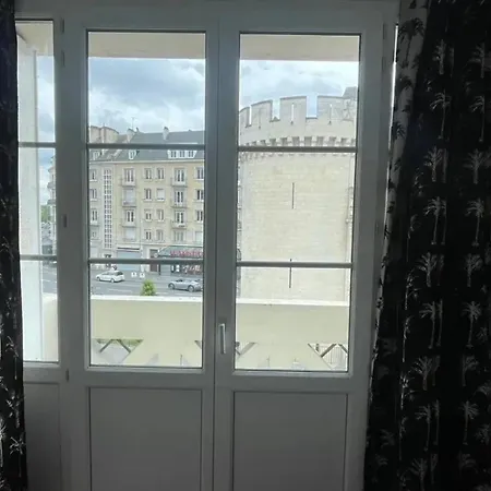 Spacieux A 65 M² Avec Balcon Vue Sur La Caen