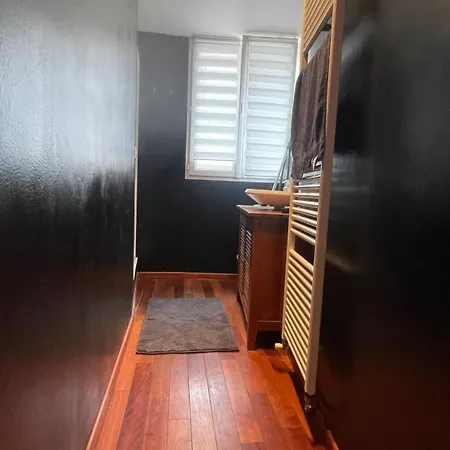 Apartament Spacieux A 65 M² Avec Balcon Vue Sur La *