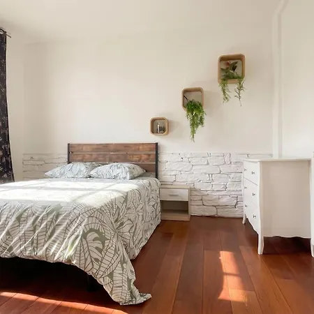 Spacieux A 65 M² Avec Balcon Vue Sur La Caen