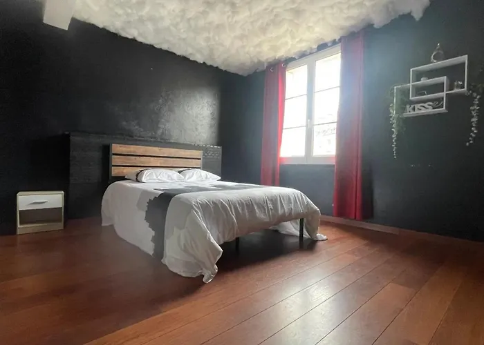 Spacieux A 65 M² Avec Balcon Vue Sur La * Caen