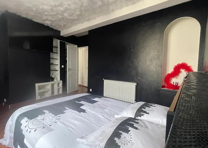 Spacieux A 65 M² Avec Balcon Vue Sur La Apartmán