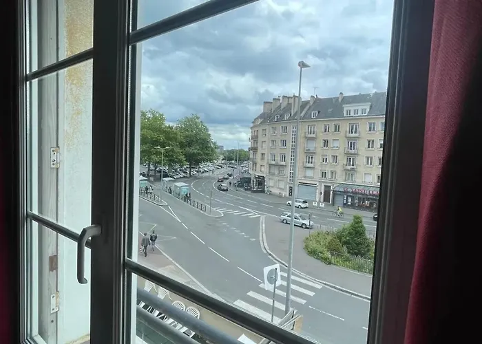 Spacieux A 65 M² Avec Balcon Vue Sur La Apartmán *